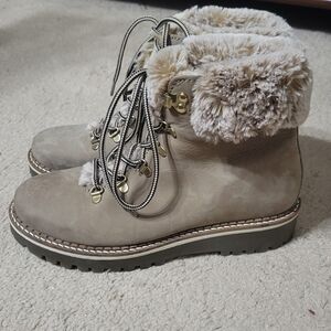 Avellina Cozy Faux Fur-Lined Ankle Boots - Taupe SIZE 8